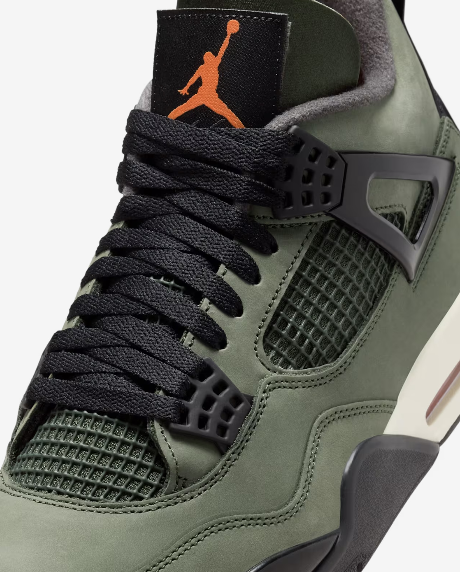 Air Jordan 4 Retro OG SP "Undefeated" 