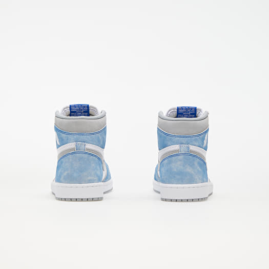 Air Jordan 1 Retro High OG "Hyper Royal"